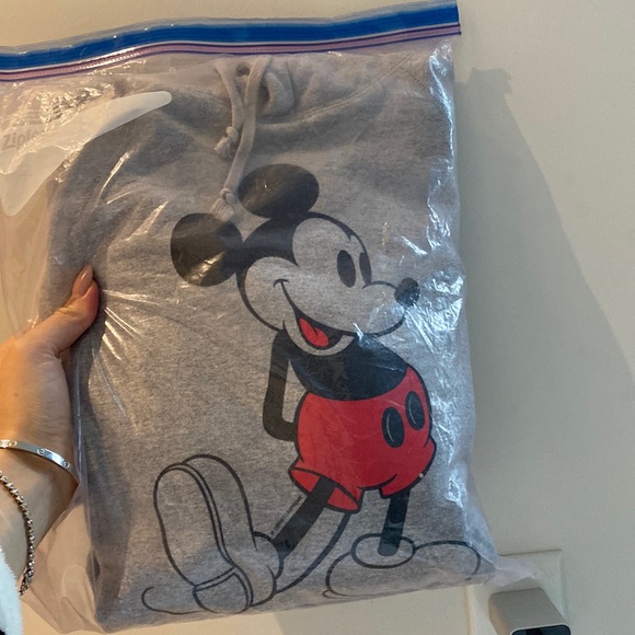PADS RARE Micky mouse x supreme hoodie size small - Picture 3 of 5